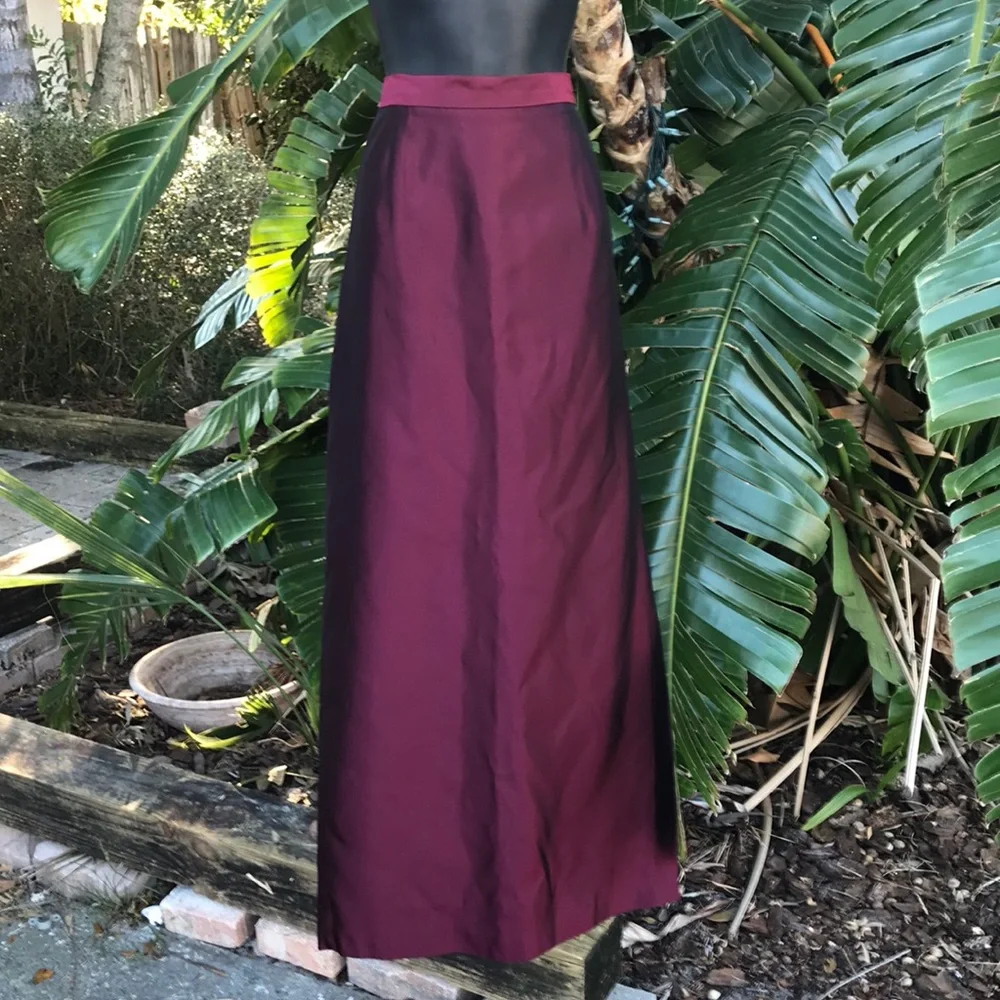JR nights by Caliendo satin maxi skirt